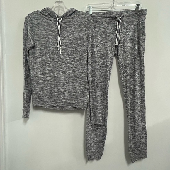 Ardene Super-lightweight sweatsuit - Picture 3 of 7